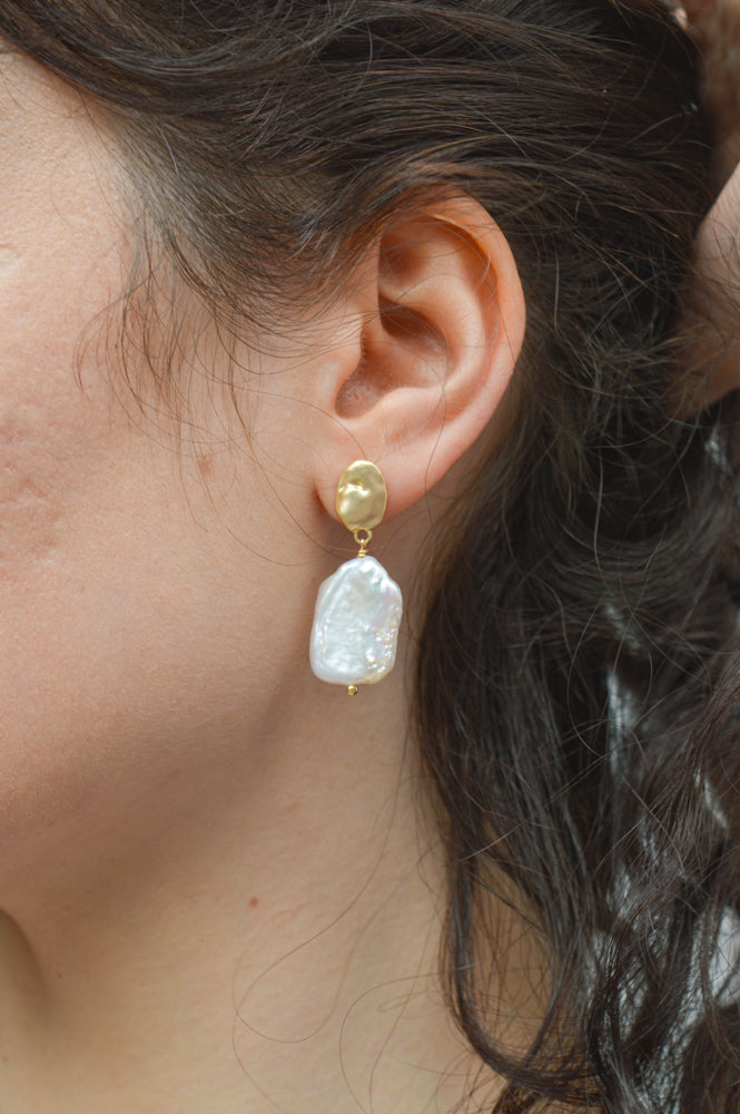 SUN Molten Freshwater Pearl Earrings