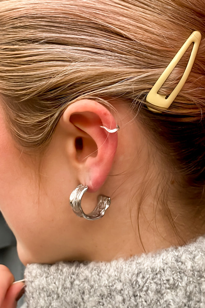 Mundy Wave Silver Ear Cuff